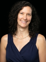 Dr. Suzanna Brauer